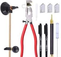  ماردارت مجموعة ادوات قطع الزجاج مكونة من 9 تتضمن قاطع زجاج دائري قابل للتعديل كماشة تشغيل مع طرف مطاطي كربيد تغذية الزيت 2 ملم - 20 3 شفرات اضافية للمرايا والبلاط والفسيفساء 